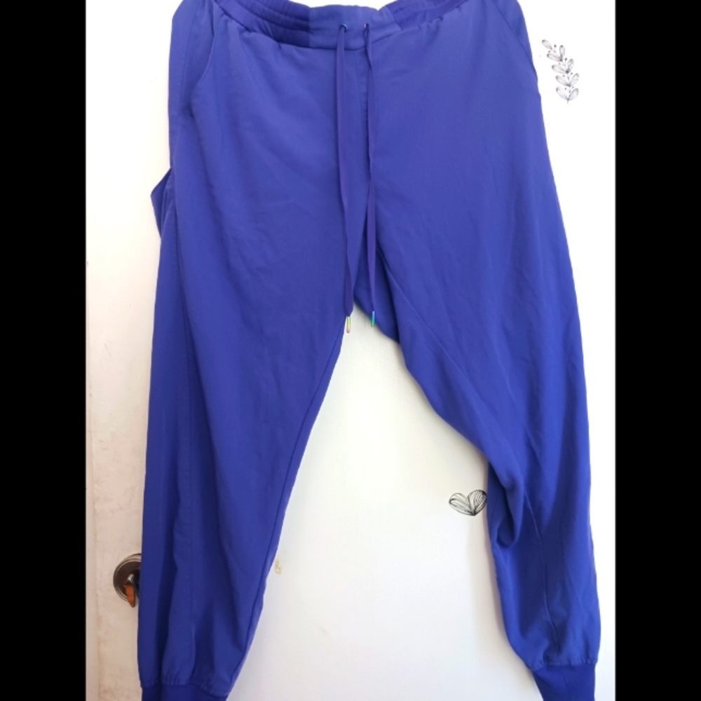 Scrub pants